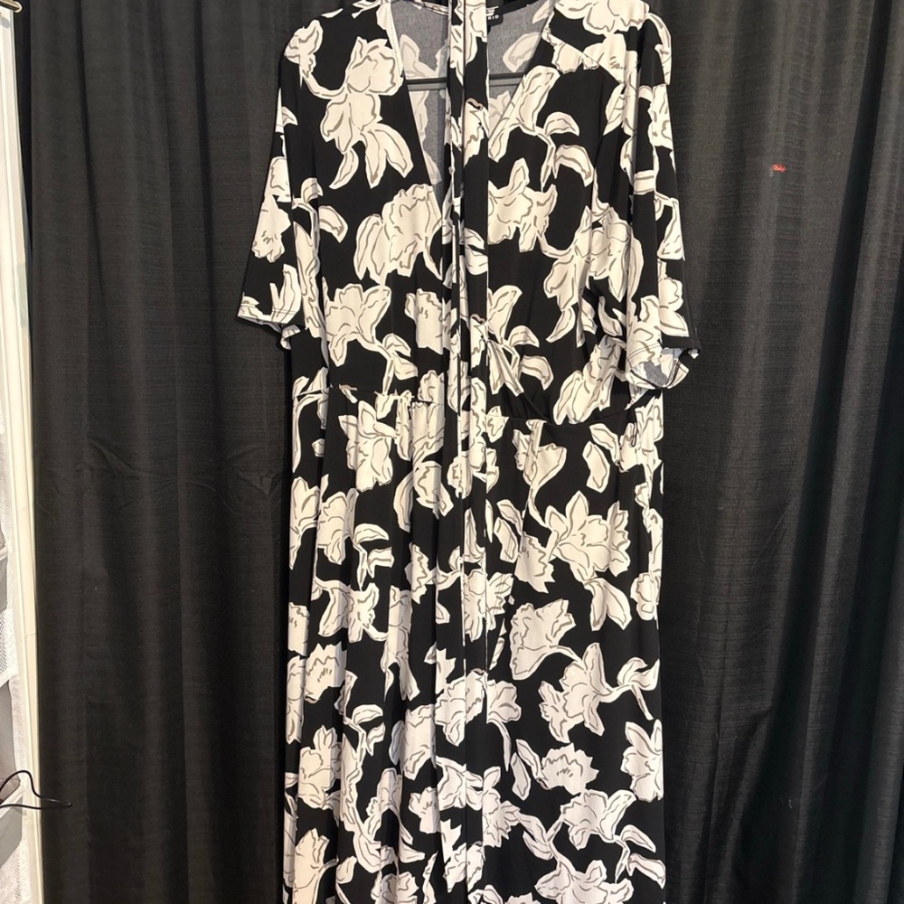 Torrid Black & White Floral Dress